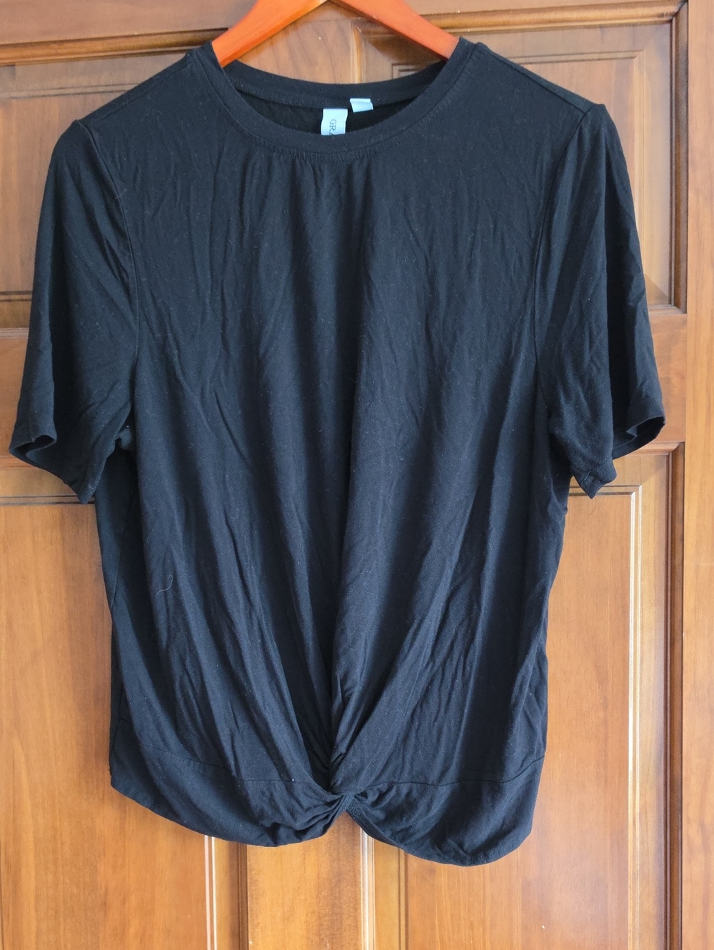 Women’s Black Short Sleeve Twist-Front Tee